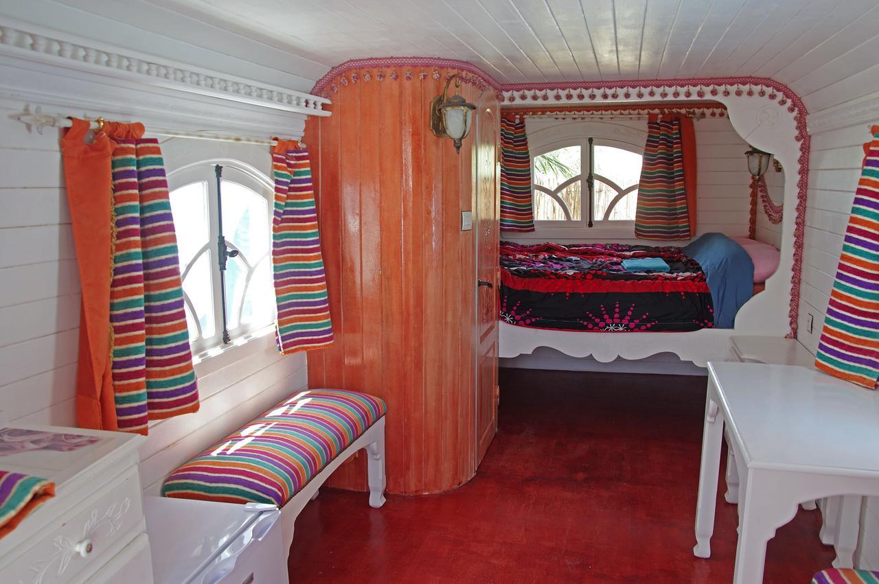 فندق أوريرفي  Zen Surf Beach House المظهر الخارجي الصورة